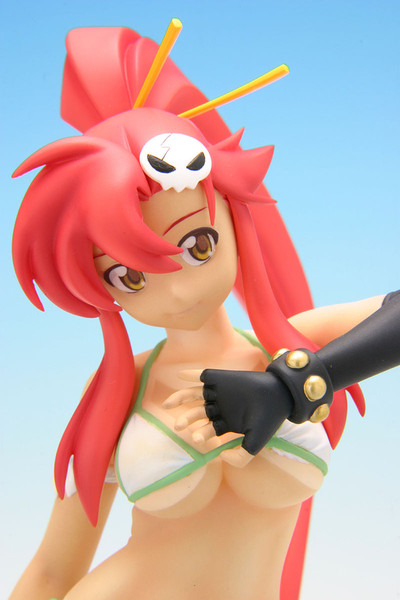 Фигурка 1/8 Ёко Литтнер (Yoko Littner Swimsuit Ver. Limited Special Color Edition)