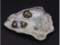 Пирит в породе