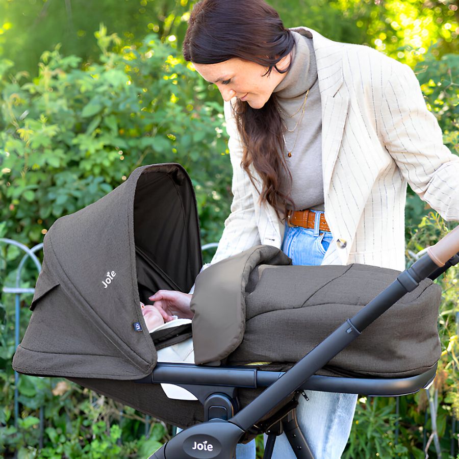 Коляска Joie Honour разработана для обеспечения удобства и безопасности детей от рождения до 5 лет