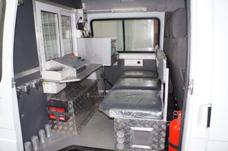 Лабораторный отсек каротажной станции на шасси Газель