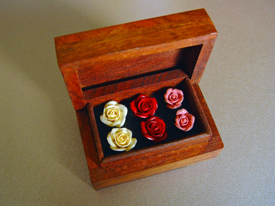 Серьги-гвоздики "Розочки".