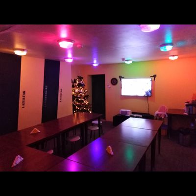 День рождения в лазертаге с танцполом и банкетным залом в Петрозаводске на 3 часа