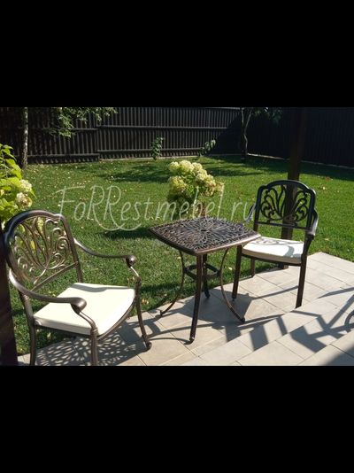 Кофейный комплект мебели из литого алюминия MILAN