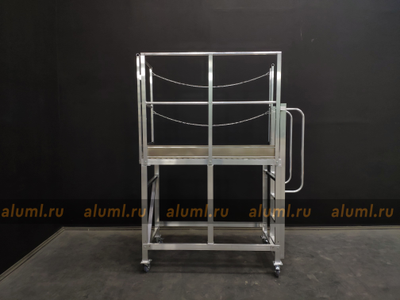 Лестница с площадкой ЛС-1300 вертикальная