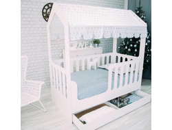 Кровать-домик с ящиком и балдахином