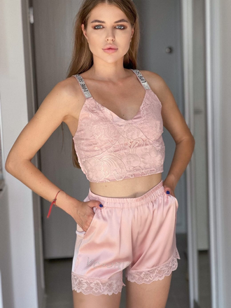 Пижама Виктория Сикрет топ и шорты цвет розовый 46