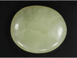 Серпентин, полировка плоская, Китай (44*38*9 мм, 27 г) №35564