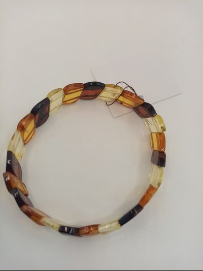 Браслет камнерезный из натурального янтаря