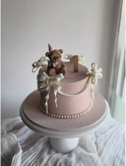 Торт с мишкой розовый
