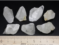 Кальцит, кристалл /фрагмент кристалла в ассортименте, Россия, КЧР, Усть-Джегутинский район (25-30 мм, 5-8 г) №27054