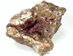 Эритрин, кристаллы на породе, коллекционный образец, Марокко (70*59*53 мм, 208 г) №28827