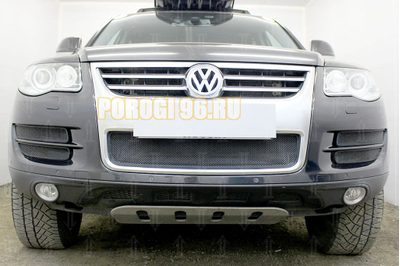 Защита радиатора Volkswagen Touareg I 2007-2010 black низ