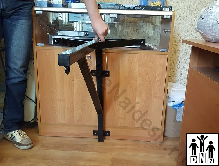 кронштейн для подвеса боксерского мешка