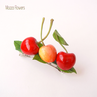 Заколка-автомат "С черешней".