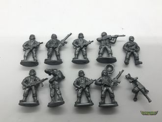 Пехотинцы 9 фигур - 45 мм - серый полиэтилен. Читайте описание.