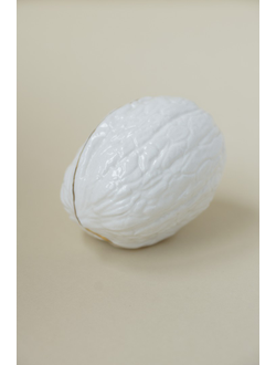 Грецкий орех (фарфор)