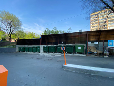 Контейнерная площадка для сбора мусора (ТБО и ТКО)