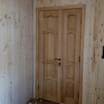 МАССИВ СОСНЫ. АМПИР, "ДУБ СВЕТЛЫЙ". ПОЛОТНО ОСТЕКЛЕННОЕ.  ПОЛОТНО С БОКОВЫМ ОСТЕКЛЕНИЕМ.