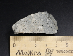 Бештаунит, щелочной гранит - порфир, г. Змейка, КМВ (43*24*16 мм, 15 г) №26325