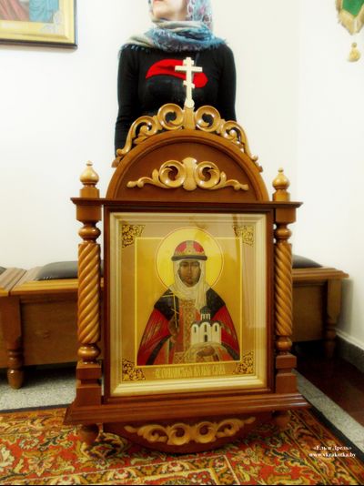 Резной подвесной киот