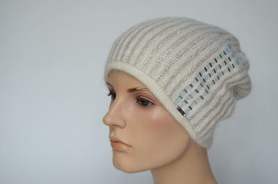 shapka-vizio-italiya-1000-cl-belaya-vyazanaya