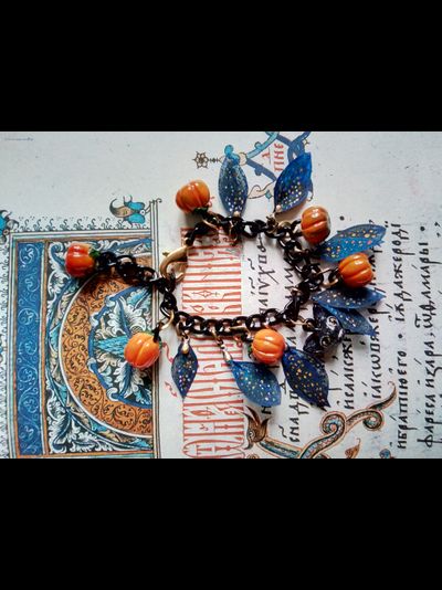 Браслет с тыковками и чёрным котом "Таинство сентября", необычное осеннее украшение