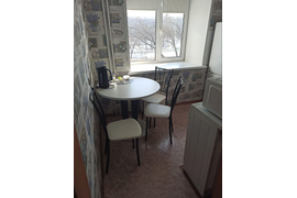 1- комн. квартира посуточно в г. Кызыле, ул. Калинина, д.20