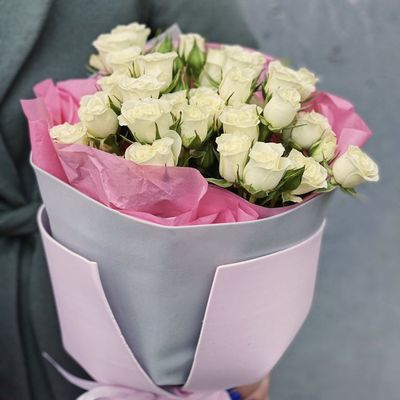 Букет из 9 кустовых роз