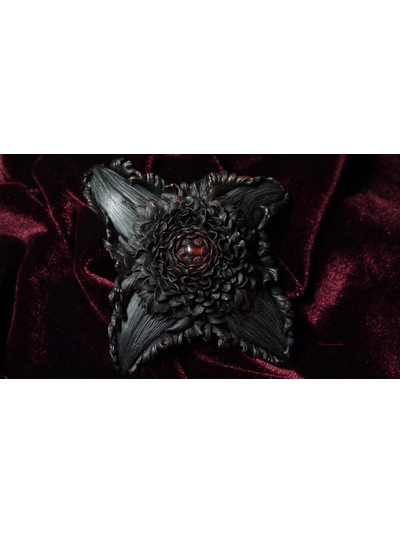 Готическая брошь &quot;Цветок Пламя Ворона&quot; из коллекции украшений &quot;Рейвенсвуд&quot;