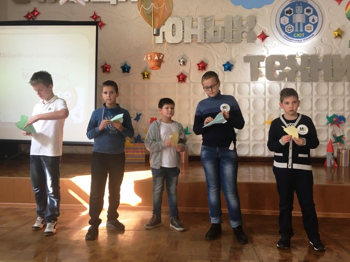 запуск самолета запуск самолета