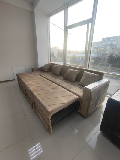 Диван угловой