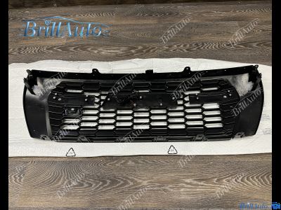Решетка Toyota Land Cruiser 200 2007-2015 LED с подсветкой в стиле 300 GR Sport