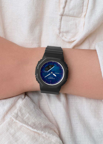 Часы Casio G-Shock GMA-P2110SC-2A