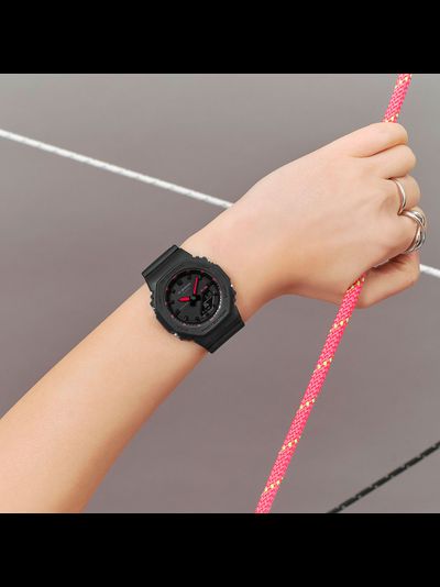 Часы Casio G-Shock GMA-P2100SA-1A1