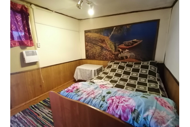 Летняя двухместная комната с одной кроватью и общими удобствами