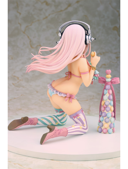 Фигурка 1/7 Супер Сонико (Super Sonico)