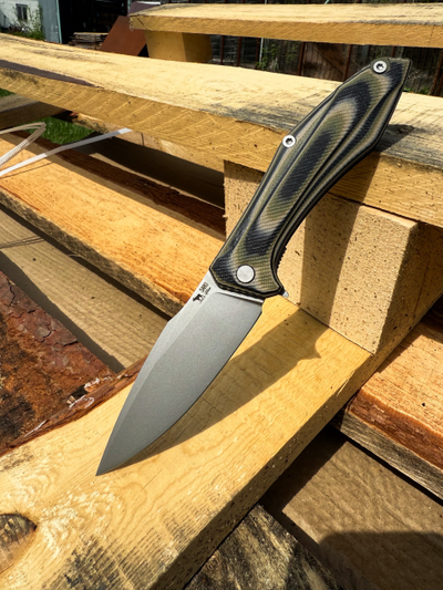 Складной нож Грач сталь К110, рукоять G10, цвет тайга