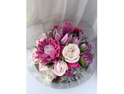 Шляпная коробка с зефирными цветами