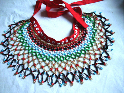 Украшение из бисера "Ожерелок"