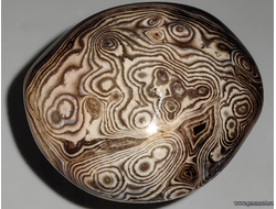 Агат, галтель. Мадагаскар. 54*45*24мм