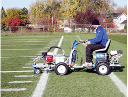 Разметочные машины Graco для нанесения разметки на спортивных площадках