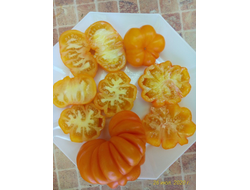 Томат Веселая соседка