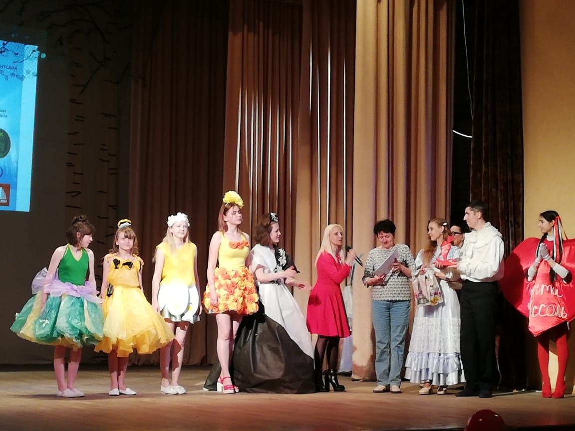 Школа 21 ростов-на-дону. Санаторная школа интернат 28 ростов на дону. Школа интернат 48 ростов. Школа 48 интернат. Гкоу ро ростовская специальная школа-интернат 38.