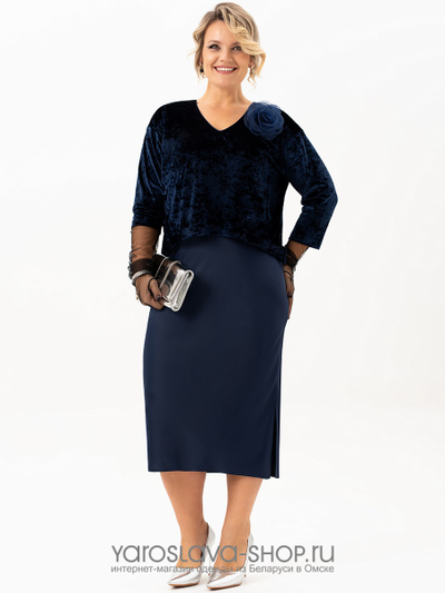 Эффектное бархатное платье-имитация костюма в синем цвете