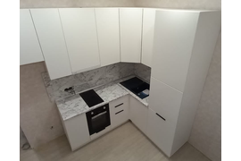 Кухня белая