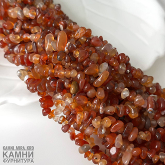 Сердолик крошка сколл 5-10 мм, цена за нить 39 см