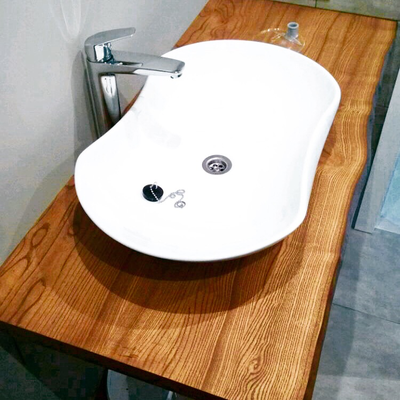 столешница под раковину из тонированного ясеня