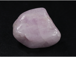 Кунцит (Сподумен), галтовка, Бразилия (23*19*11 мм, 7,7 г) №27048