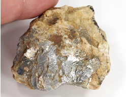 Корунд синий (сапфир), кристалл, Индия (44*36*20 мм, 56,5 г) №36097