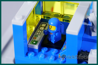 # 40786 Микро–«Командный Центр» / Micro Command Centre (2025)